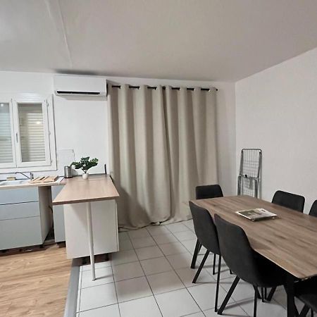 Appartement Climatise Avec Parking A Albi Ngoại thất bức ảnh