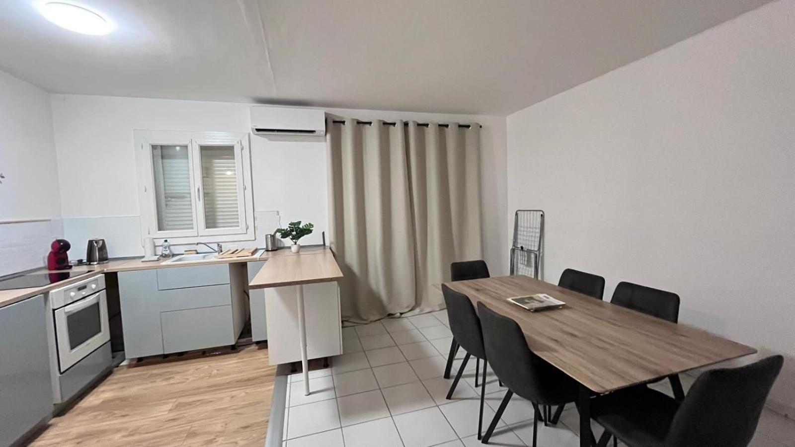 Appartement Climatise Avec Parking A Albi Ngoại thất bức ảnh